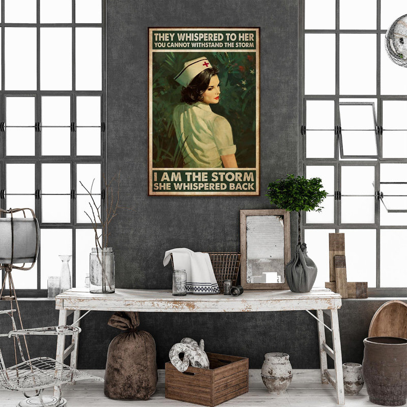 «Nurse She Whispered Back», impression sur toile tendue, L 11 po x H 14 po
