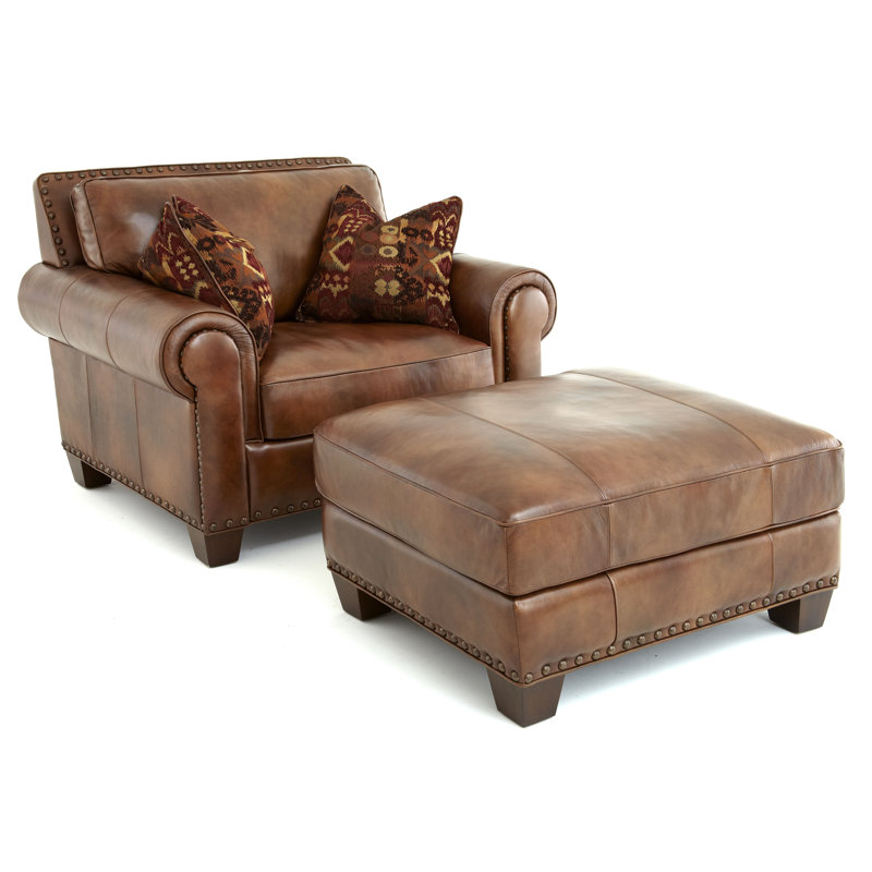 Gerania Upholstered Ottoman