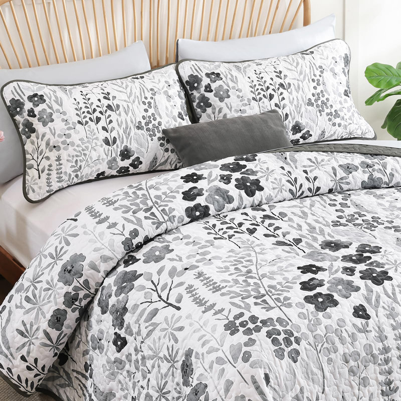 3-Piece Floral Quilt Set Soft Cozy Microfiber Lightweight All-Season Bedspread Coverlet, King Quilt + 2 Pillowcases, Gray