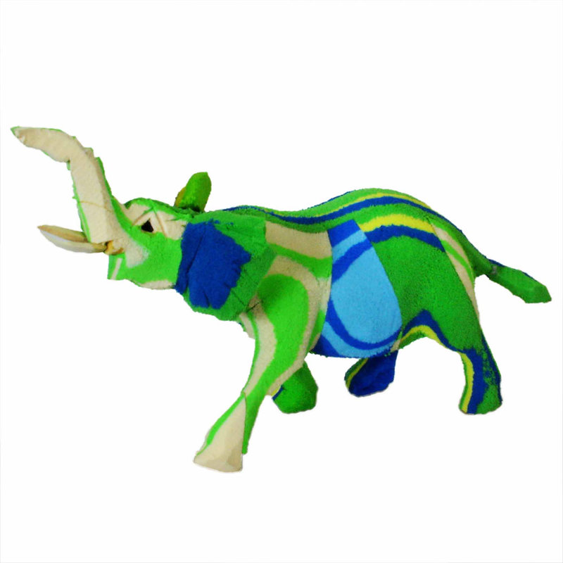 Statue d'éléphant recyclé Calzada