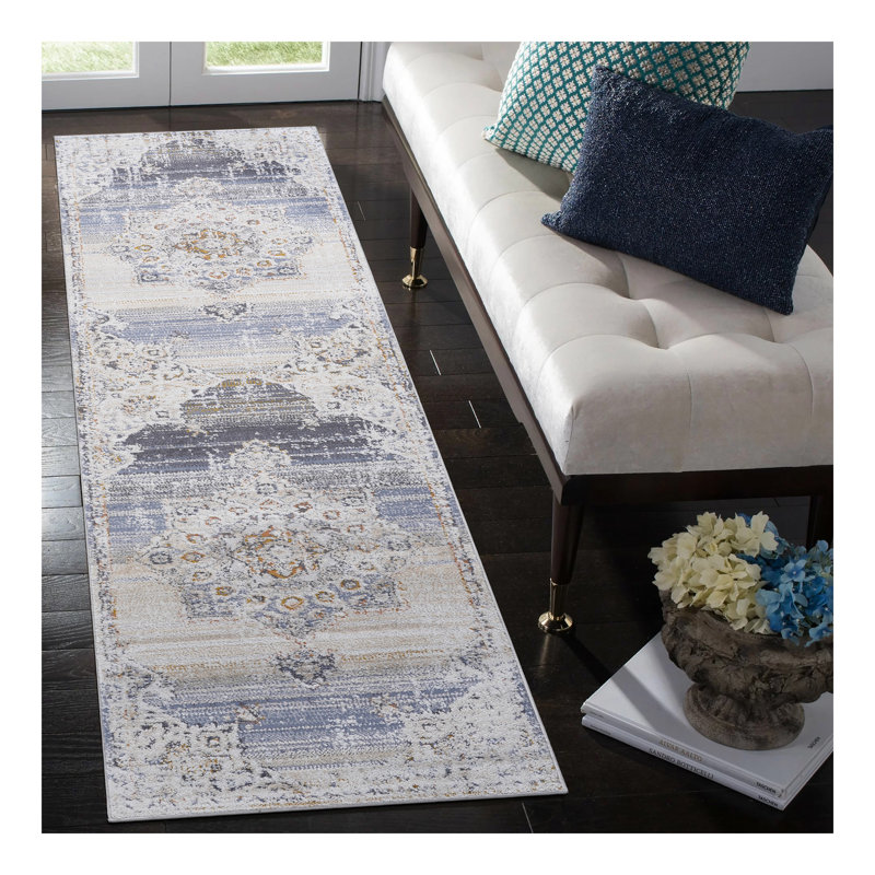 Collection Cream / Medallion Area Rug, Runner 2'2" x 8'