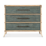 Retreat Pole Rattan Chest