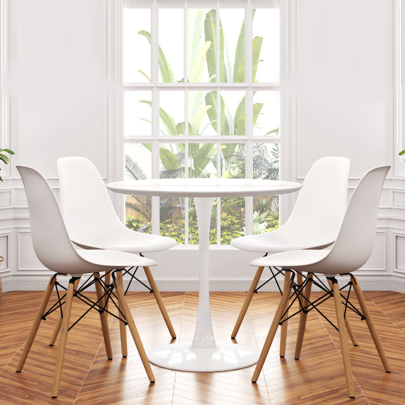 Table de salle à manger Modholic Tulip, Blanc, H 29,75 po x l 31,5 po x P 31,5 po, 5 Pieces: Table, 4 Chairs