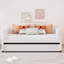 Lit de jour simple rembourré avec dossier ergonomique et gigogne, beige