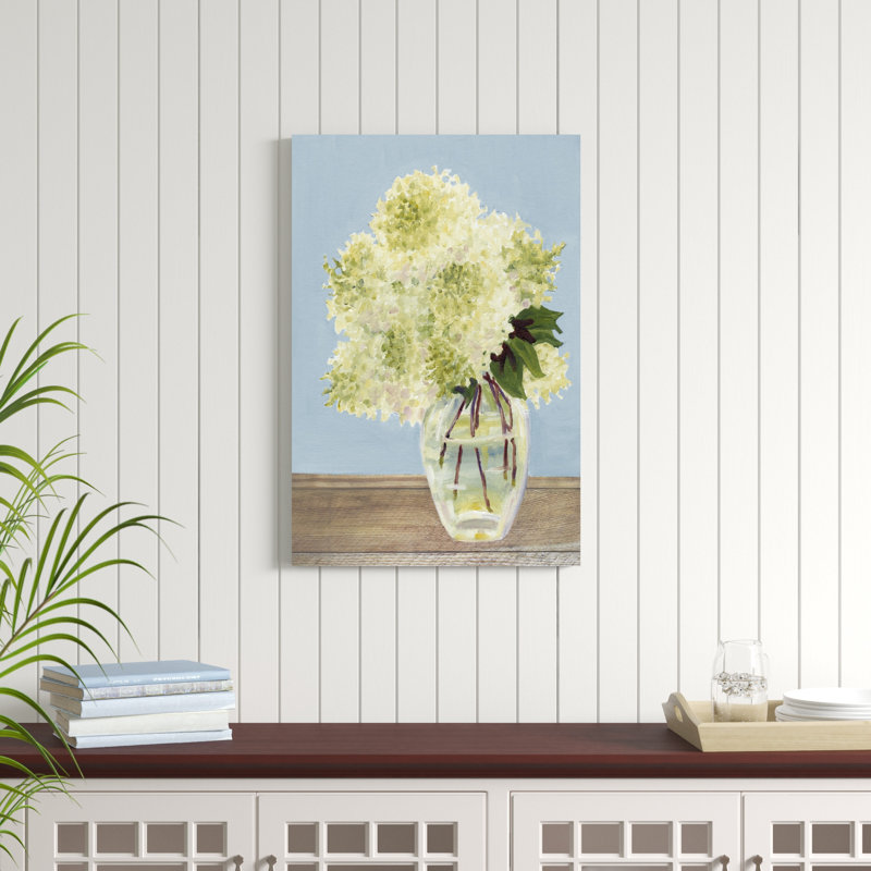 «Hydrangea Vase II», peinture sur toile, H 36 po x l 24 po