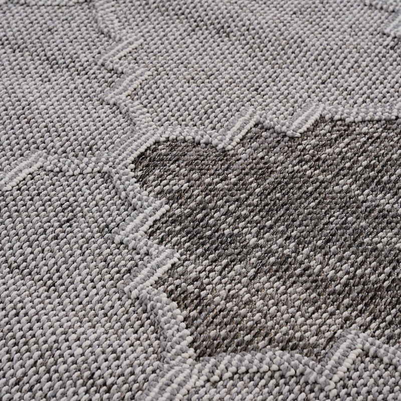 Loom & Trellis 4x6 Area Rug White/grey - Stain , Non-shedding, Soft Texture Captivating