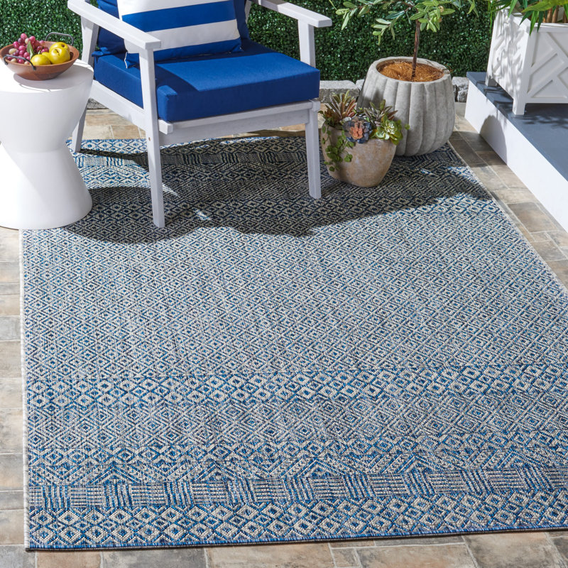 Alessa Performance Southwestern Indoor/Outdoor Area Rug, Rectangle 5'3" x 7'7"