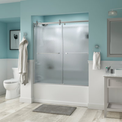 Porte de baignoire coulissante contemporaine 60 "x 58 3/4" avec verre de pluie Windemere