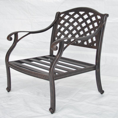Nola Wicker Outdoor Lounge Chair
