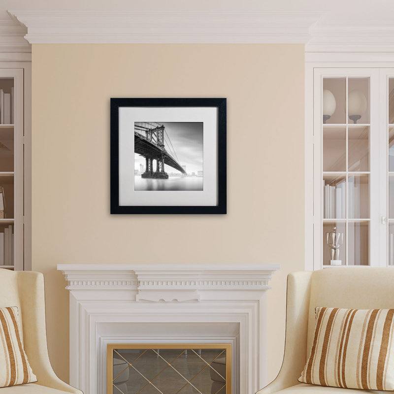« manhattan bridge i » par moises perception, reproduction de photo encadrée, H 16 po x l 16 po, Noir