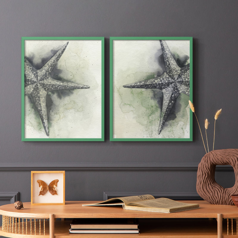 «Found Starfish I» - reproduction encadrée de qualité supérieure - prête à être accrochée - aucun clou requis - aucun clou requis