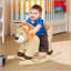 Mignon cheval à bascule en peluche avec sons réalistes, base en bois et ceinture de sécurité pour tout-petits de 18 à 36 mois