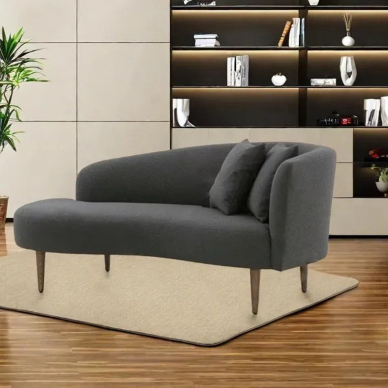 Chaise élégante en bouleau, Orienté à droite