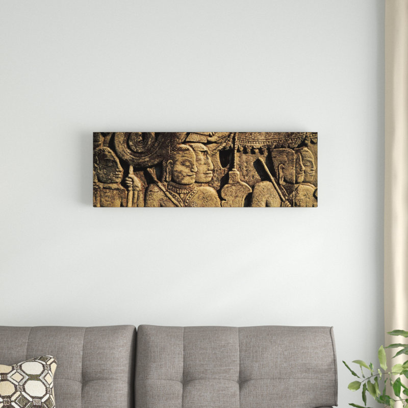 « sculptures in a temple, bayon temple, angkor, cambodge », reproduction de photo sur toile tendue
