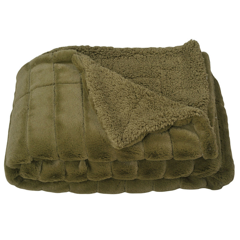 Jeté Annalee, Olive