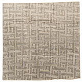 Hand Knotted Area Rug in Gray And Silver