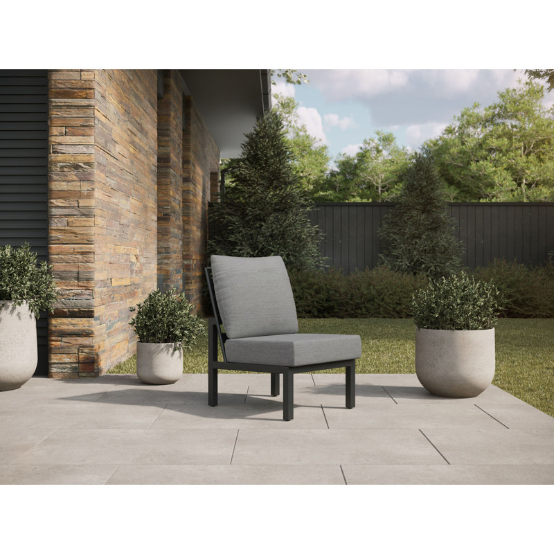 Stanford Outdoor Lounge Chair