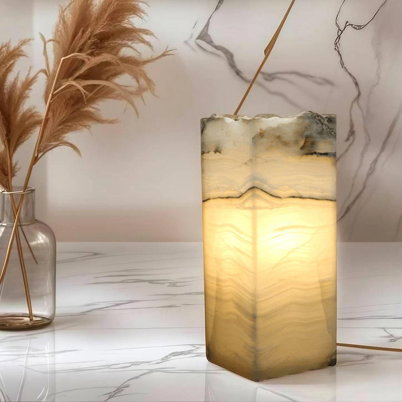Lampe onyx angélique monolithe