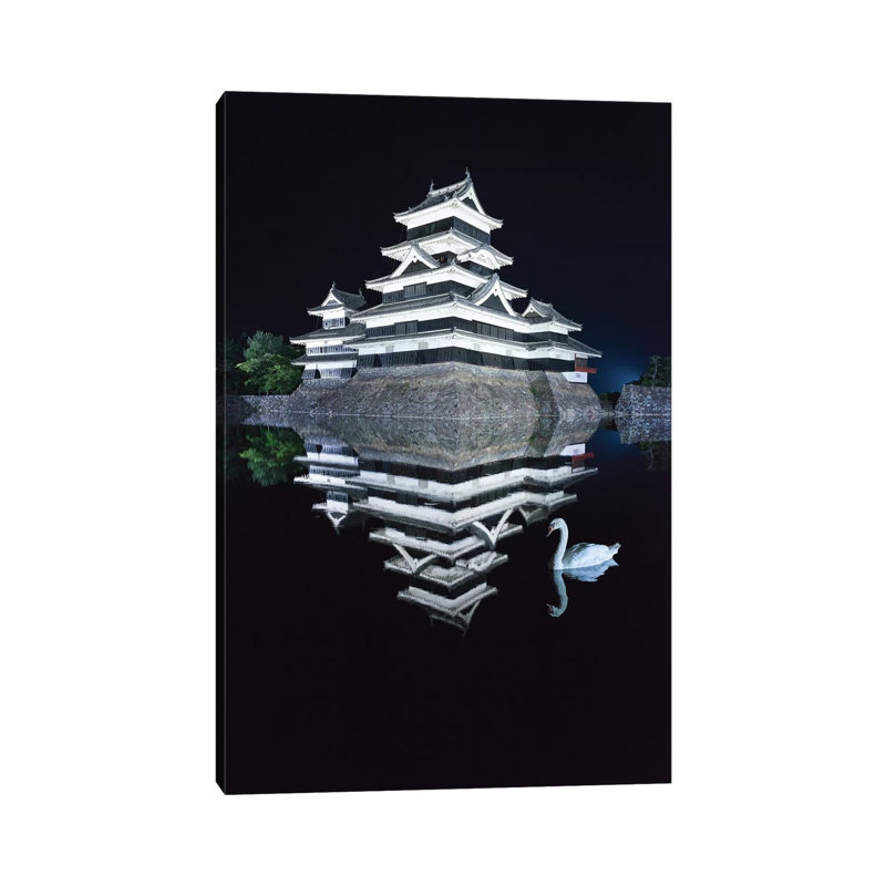 Matsumoto Castle I by Daisuke Uematsu - No Frame Gallery-Wrapped Canvas Giclée on Canvas, 45.72cm H x 30.48cm W