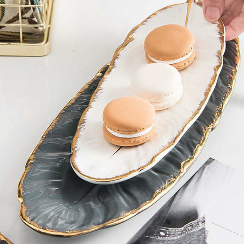 Assiette décorative en porcelaine Amyanne, H 1 po x l 10 po x P 4 po
