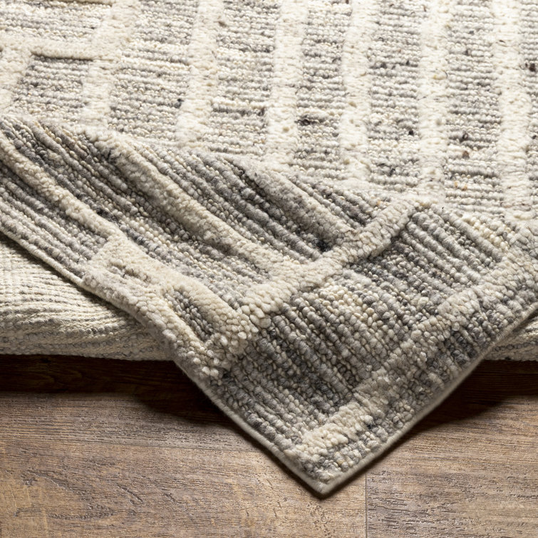 Edwardo Handwoven Wool Beige/Light Gray Area Rug
