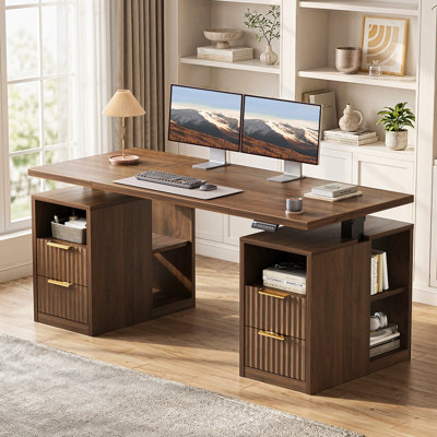 Bureau debout à hauteur ajustable électrique 55 po Renata, poste de travail de bureau à domicile cannelé avec 2 armoires de rangement, noyer