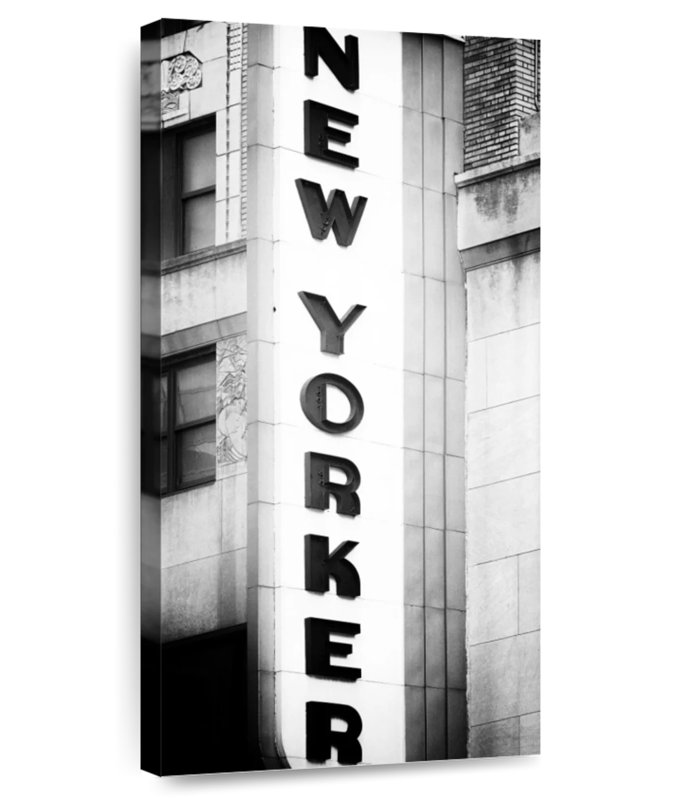 Hôtel New Yorker, H 30 po x l 15 po