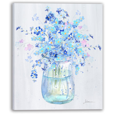 «Delicate Blue Blossoms in Jar», reproduction d'art sur toile tendue