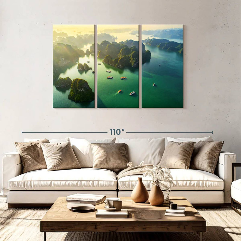Vue aérienne de la baie d'Halong, Gillard, H 48 po x l 74 po