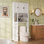 Rangement autoportant au-dessus de la toilette, organisateur de salle de bain avec 4 portes et 3 compartiments ouverts, tablette réglable et porte-mouchoirs, blanc