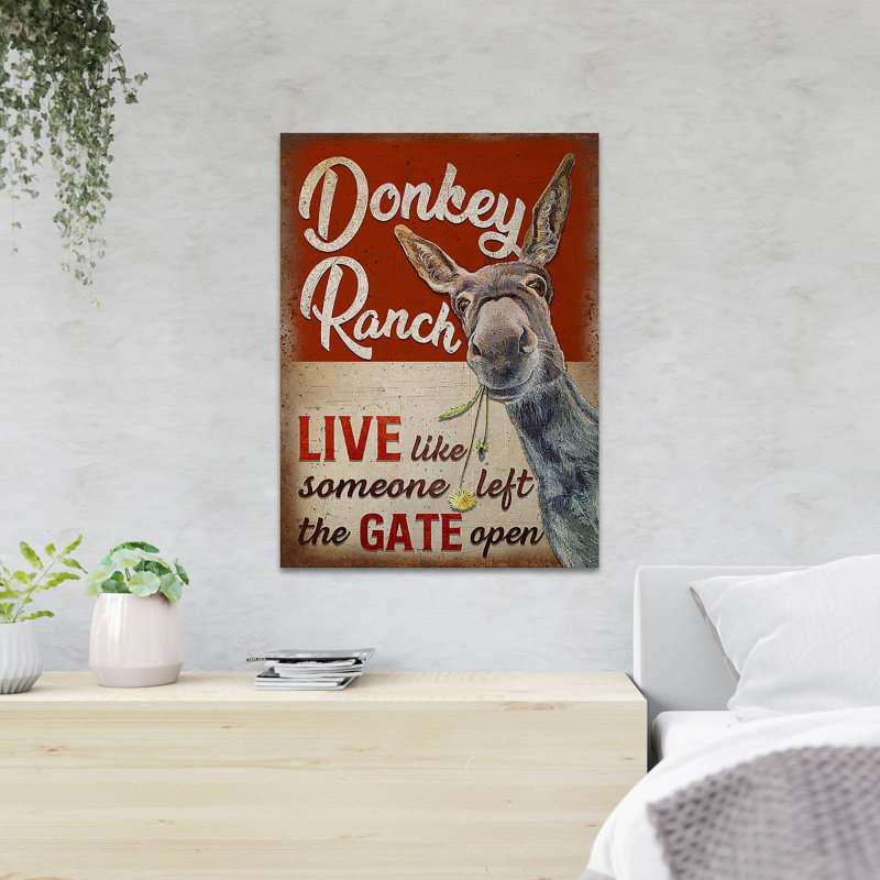 «Donkey With Flowers - Donkey Ranch», reproduction d'art graphique sur toile tendue, H 14 po x l 11 po x P 2 po