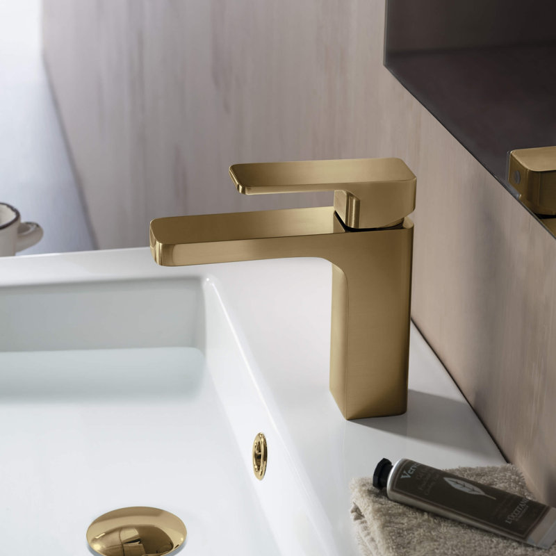 Blaze Single Hole Bathroom Faucet with Drain Assembly, Brushed Brass