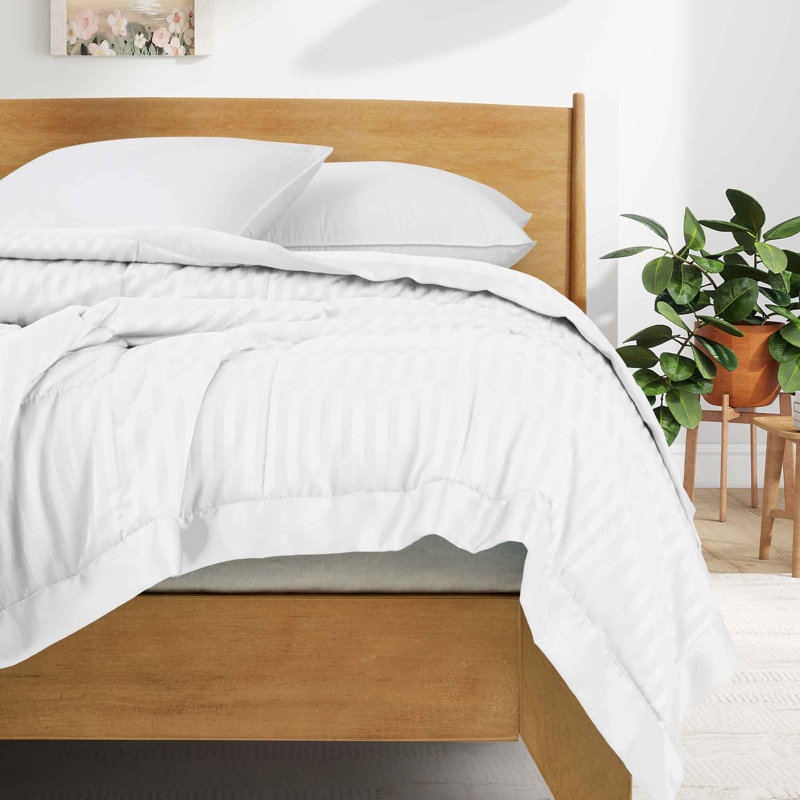 Couverture avec bordure en satin, Très grand lit, Blanc