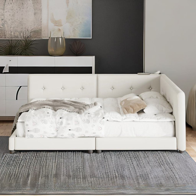 Tayshawna Upholstered, Queen