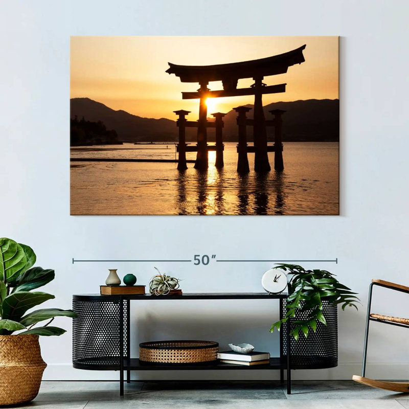 Coucher de soleil Ravi Miyajima Torii, H 34 po x l 51 po