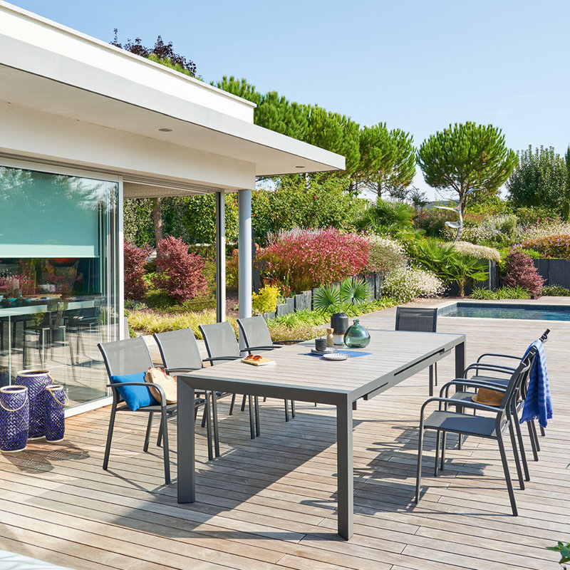 Iancu Extendable Aluminium Dining Table
