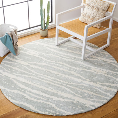 Valade Hand Tufted Viscose/Wool Ikat Rug in Light Gray/Ivory