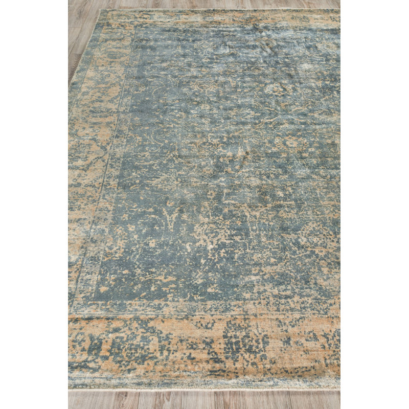 Cassina Oriental Area Rug in Silver, Rectangle 8' x 10'