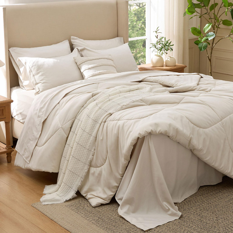 New Arrivals Bedsure Quilted Comforter Sets, Luxury Soft Bed in a Bag, King Comforter + 6 Additional Pieces, Cream
