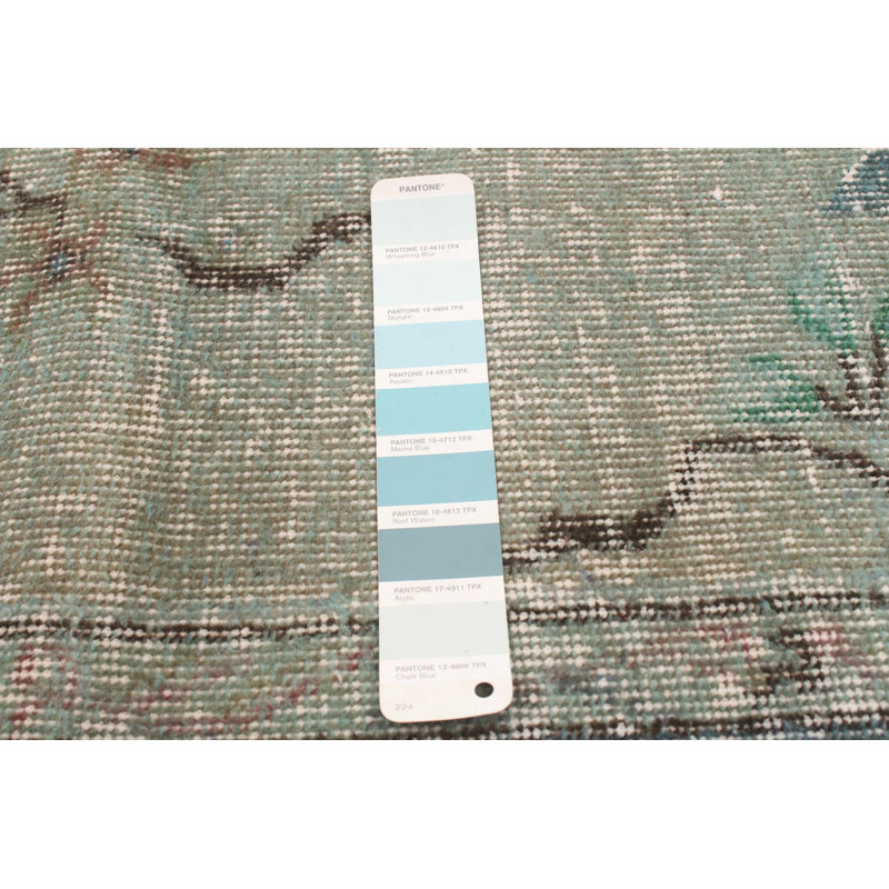 Tapis bleu clair à transition de couleur 4 pi 11 po x 8 pi 11 po