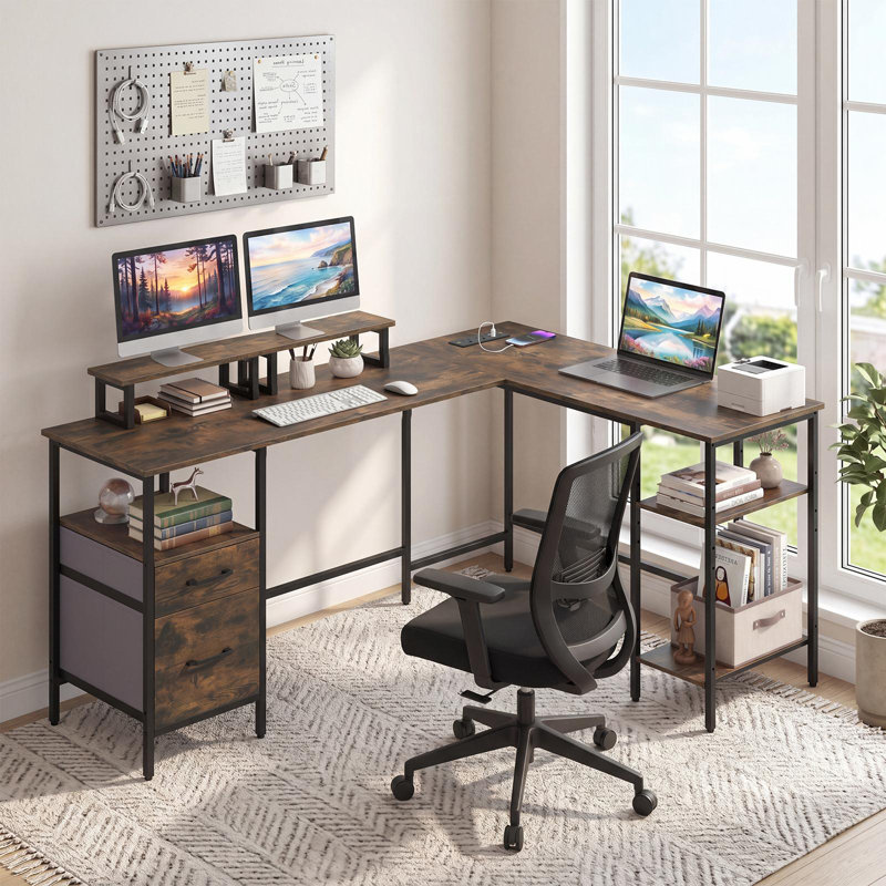 Bureau en L 63 po avec prise de courant avec supports pour écran, 2 tiroirs, tablettes de rangement brun rustique + noir