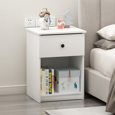 Gillian 45.2 cm W Bedside Table