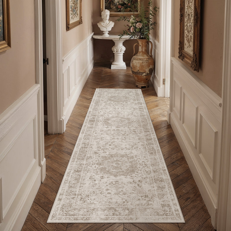 Tapis oriental vintage lavable à la machine Veyra avec envers antidérapant, Tapis de couloir 2 pi x 8 pi