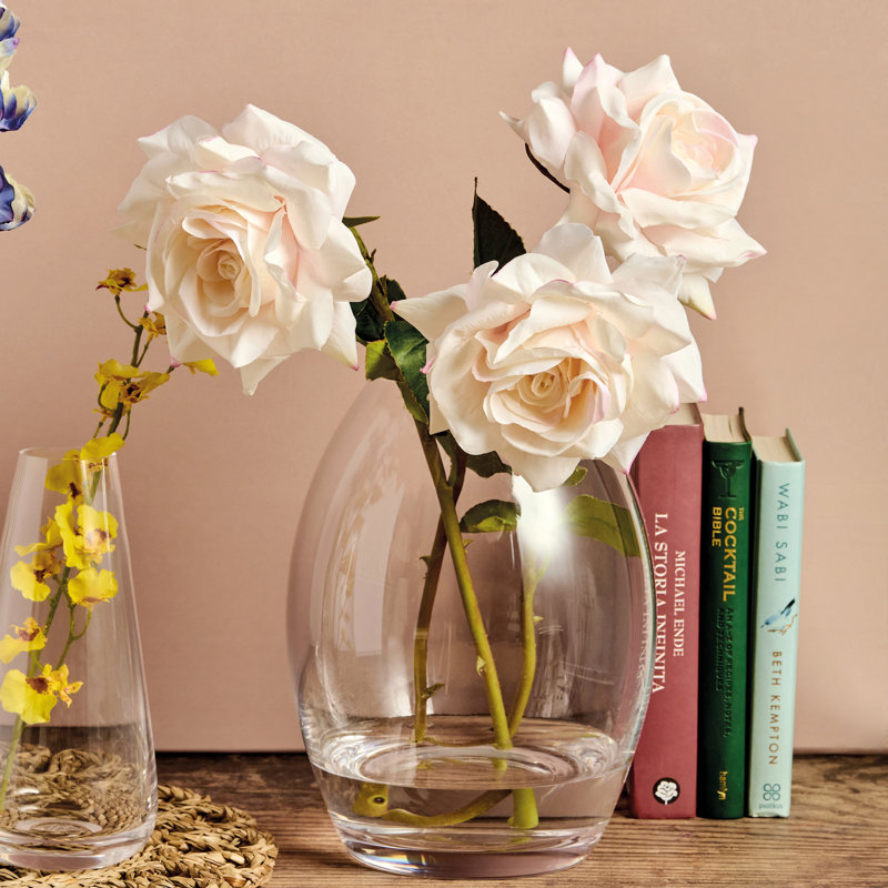 Highbury Vase, Overall Height - 23.5cm