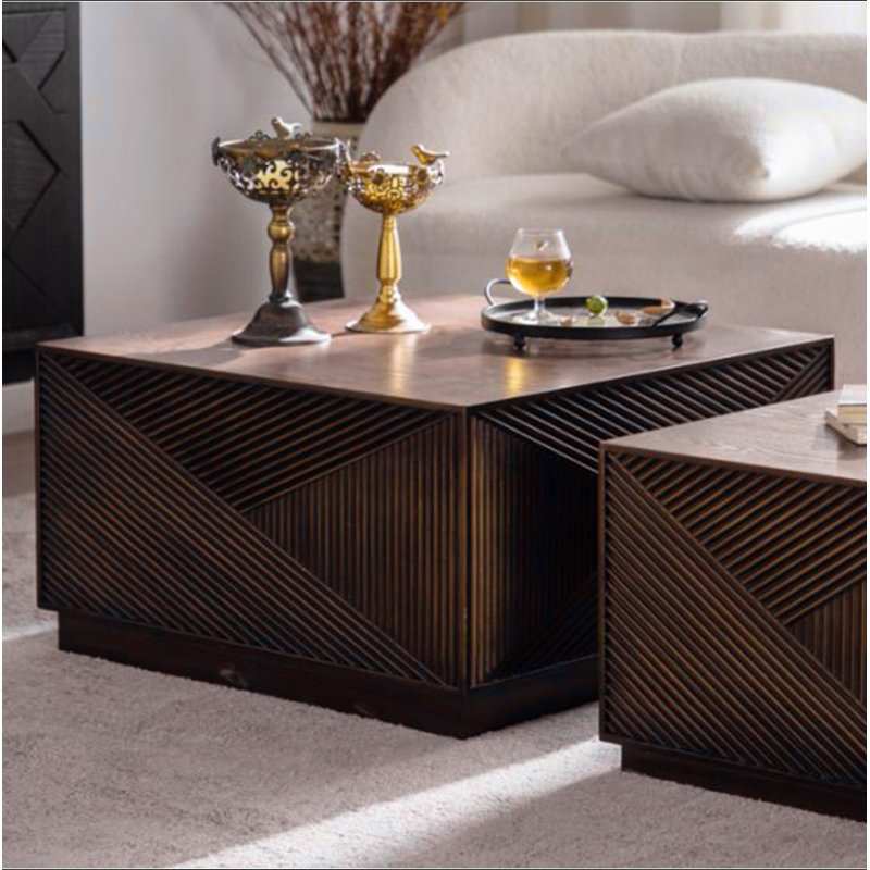 Table basse carrée avec combinaison de couleurs modernes, 15.35" H x 27.56" W x 27.56" D, Brown / Walnut