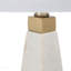 Lampe de table pyramidale blanche et dorée de 15 po x 26 po avec abat-jour tambour (assemblage de l'abat-jour requis)