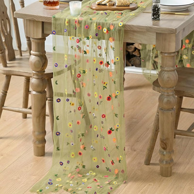 Embroidered Daisy Gauze Table Runner – Green –Spring Sheer Table Décor For Kitchen, Dining, Weddings, And Parties