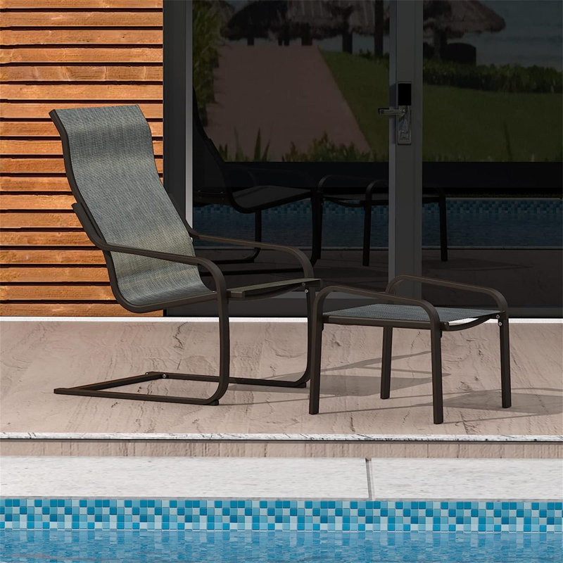 Chaise de patio inclinable avec repose-pieds Aiglon