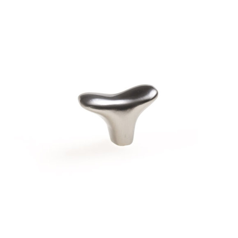 Botero Novelty Knob, Satin Nickel, 0.75" H x 1.625" W x 1" D