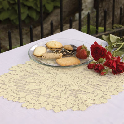 Wahkon Polyester Floral Oval Doily